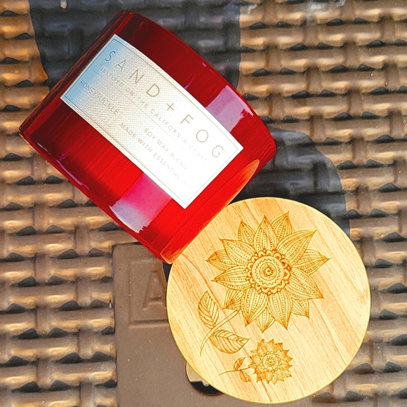 NEW Sand + Fog Two-Wick Honeysuckle Candle - Picture 14 of 16